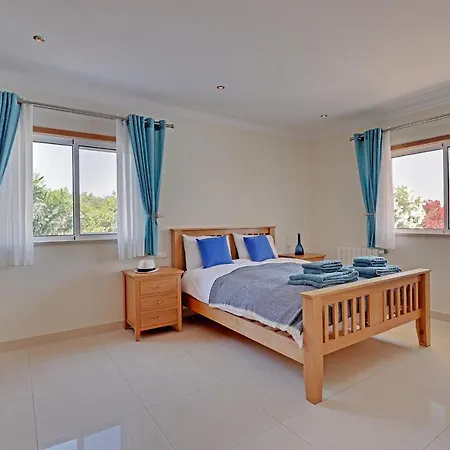 Vila Casa Do Pomar By Portucasa *