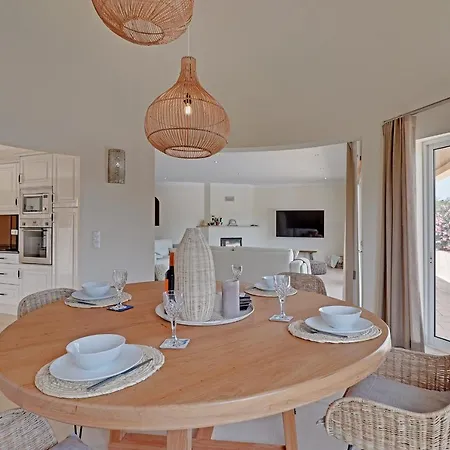 Casa Do Pomar By Portucasa Vila *