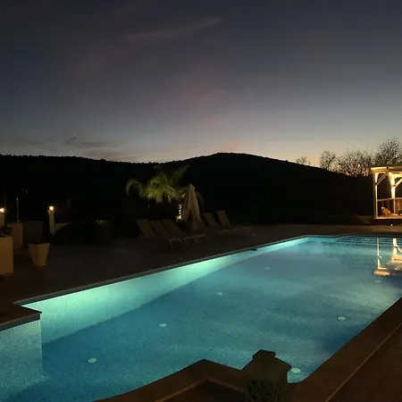 Casa Do Pomar By Portucasa Alte